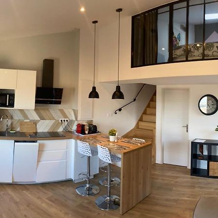 Spacieux Duplex, Vue Mer Et Belle Terrasse 히에레 외부 사진